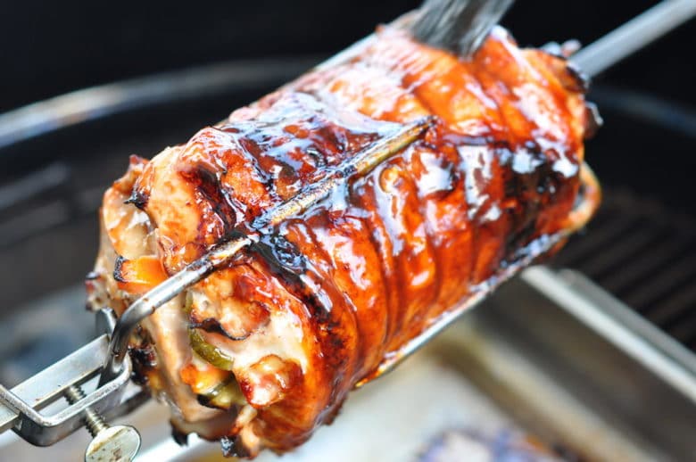 10 Grillmethoden, mit denen du garantiert zum Grillmeister wirst - rollbraten drehspiess 10 - 29 Grillen mit dem Drehspieß