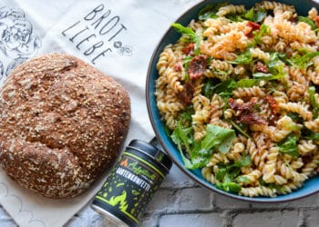 Mediterraner Nudelsalat mit Ruccola - mediterraner nudelsalat - 2 Mediterraner Nudelsalat