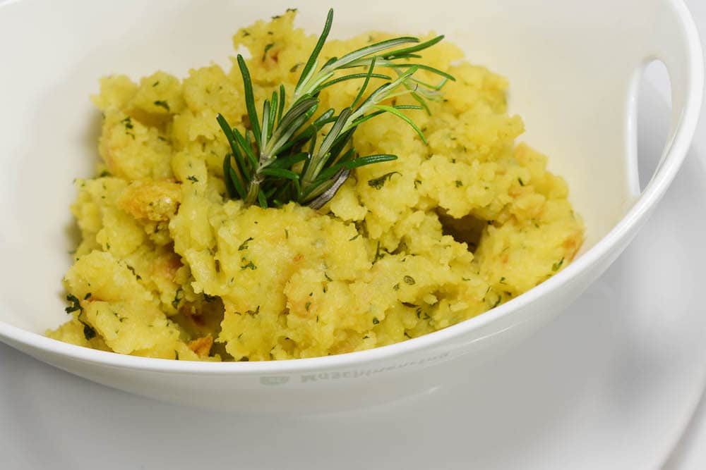 Geräucherte Lammlachse in Kräuterkruste - kartoffelsterz - 15 Geräucherte Lammlachse in Kräuterkruste - kartoffelsterz - 14