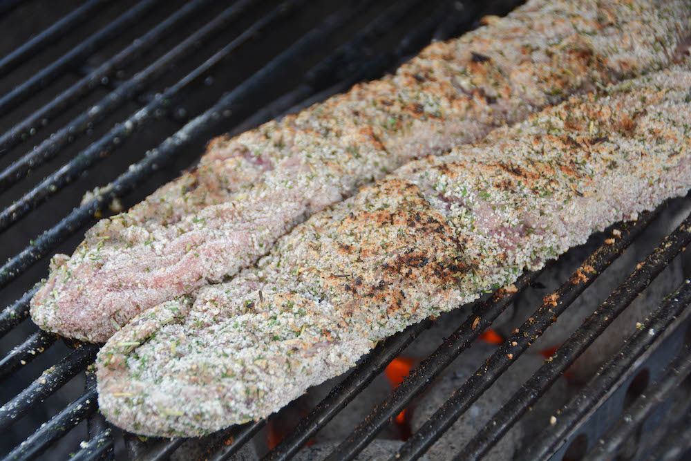 Geräucherte Lammlachse in Kräuterkruste - lammlachse vom grill 9 - 17 Geräucherte Lammlachse in Kräuterkruste - lammlachse vom grill 9 - 16