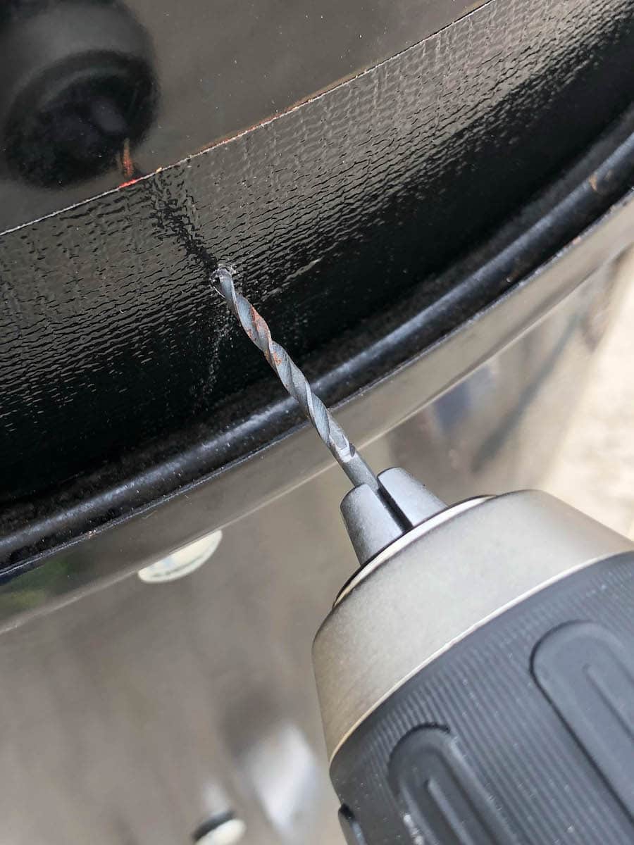 Weber Smokey Mountain Tuning - 12 Tipps wie du deinen Wassersmoker noch besser machst - wsm unkownbbq the hinge 03.jpg - 17 Weber Smokey Mountain Tuning - 12 Tipps wie du deinen Wassersmoker noch besser machst - wsm unkownbbq the hinge 03.jpg - 16