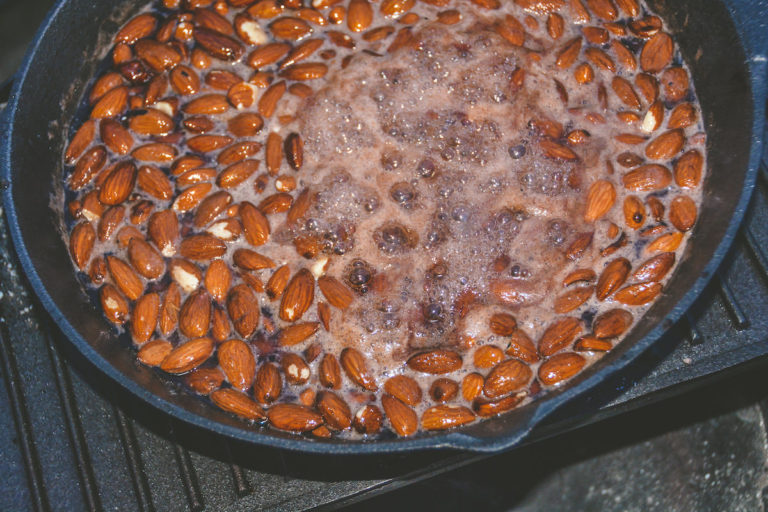 Gebrannte Mandeln mit Zimt vom Grill / Dutch Oven - gebrannte mandeln dutch oven 05 - 17 Gebrannte Mandeln mit Zimt vom Grill / Dutch Oven - gebrannte mandeln dutch oven 05 - 16