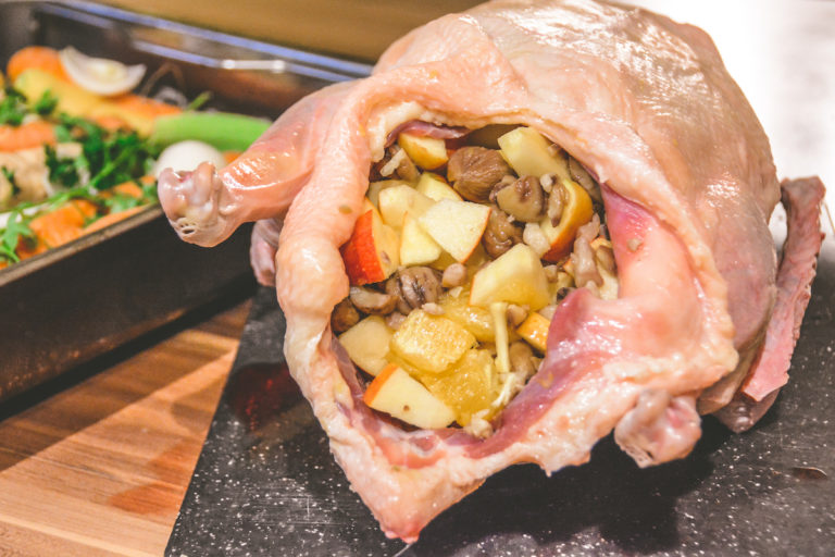 Gefüllte Weihnachtsgans vom Gasgrill - weihnachtsgans gasgrill 04 - 18 Gefüllte Weihnachtsgans vom Gasgrill - weihnachtsgans gasgrill 04 - 17
