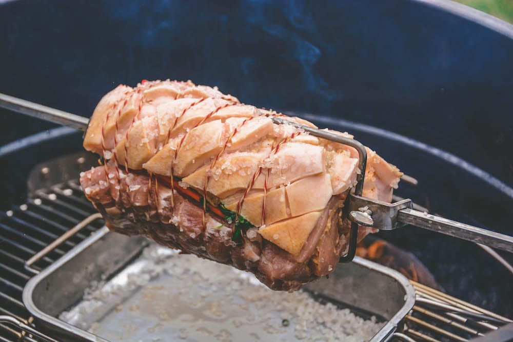 Gefüllter Krustenrollbraten vom Drehspieß - krustenbraten 018 - 39 Gefüllter Krustenrollbraten vom Drehspieß - krustenbraten 018 - 38