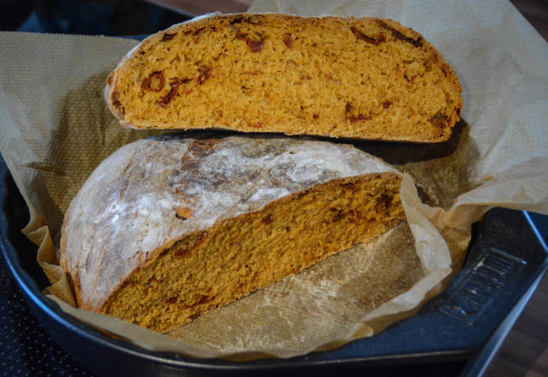 Italienisches Tomatenbrot knusprig gebacken - tomatenbrot vom grill 10 - 22 knuspriges italienisches Tomatenbrot am Grill gebacken