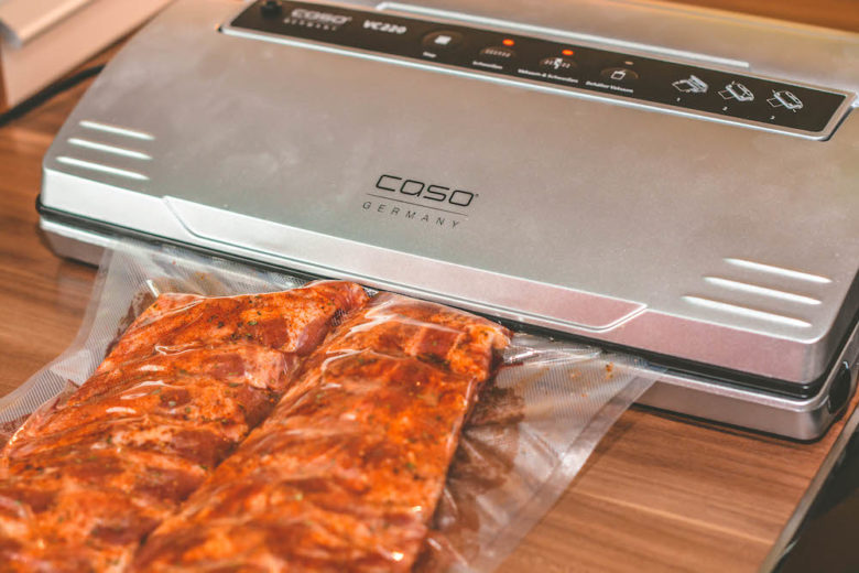 Der perfekte Vakuumierer Ratgeber: Wissenswertes, Kaufberatung, Empfehlung - ribs vom grill guide 04 - 5 Marinierte Ribs im Vakuumierer