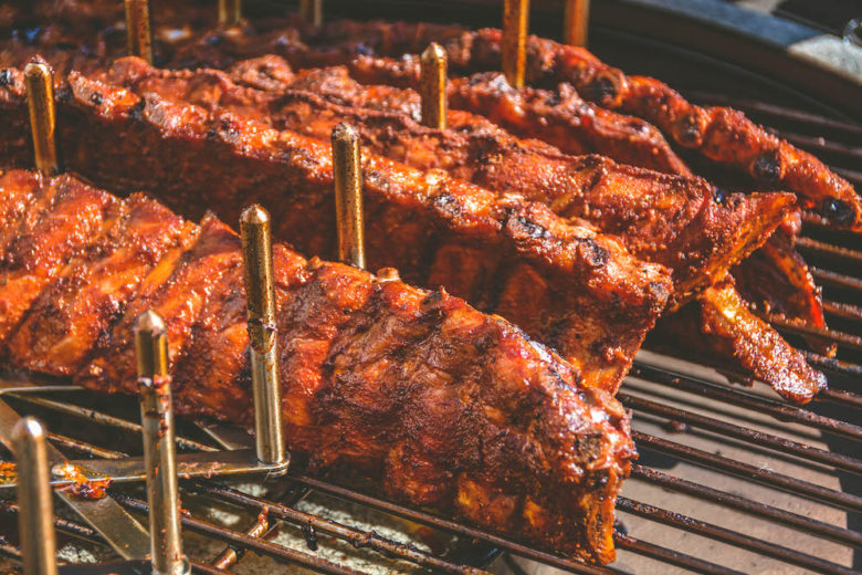 Der ultimative Ribs Guide - Alles was du über Rippchen wissen musst - ribs vom grill guide 14 1 - 4 Spareribs im Keramikgrill gegart