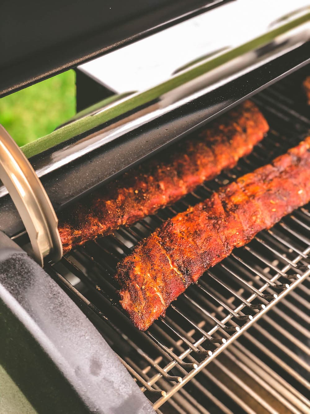 Der ultimative Ribs Guide - Alles was du über Rippchen wissen musst - ribs vom grill guide 33 - 23 Ribs / Ripperl im Weber Smoke Fire