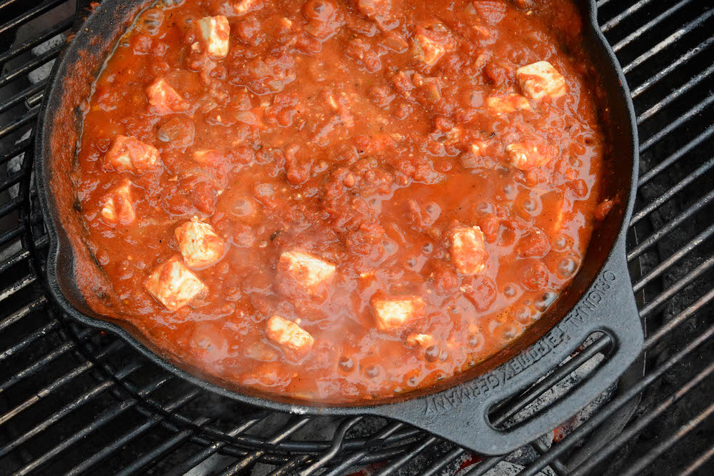 Shakshuka - Die israelische Köstlichkeit - shakshuka 08 - 8 Die Sauce für ein leckeres Shakshuka einkochen lassen
