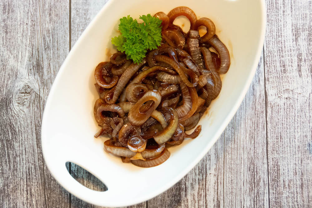 Crunchy Parmesan Chips als Burger Topping - balsamico zwiebel 03 - 8 Balsamico Zwiebel