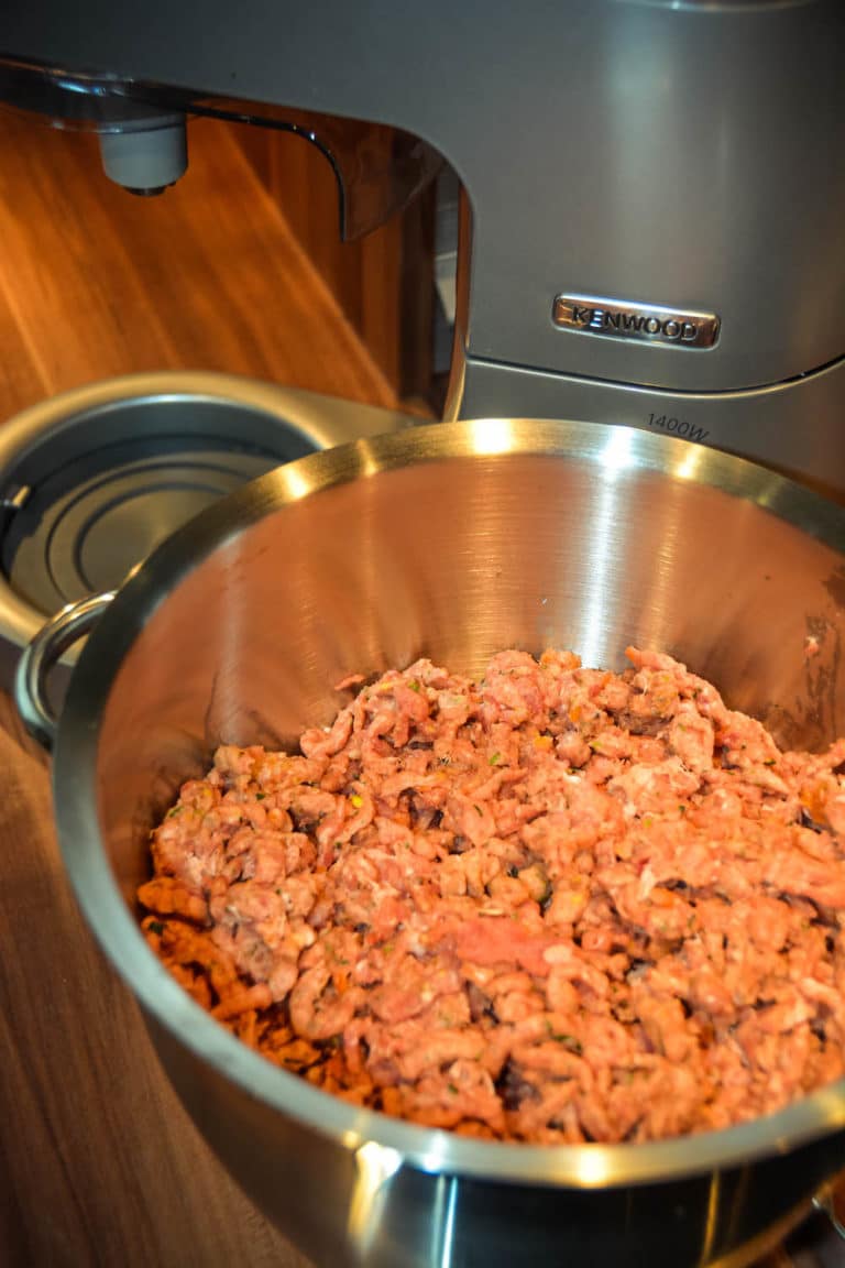 Selbstgemachte Bratwurst mit Nüssen & Trockenfrüchten - bratwurst selbstgemacht 15 - 15