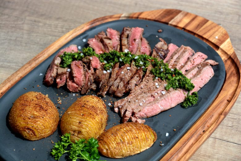 Die perfekte Kerntemperatur und der richtige Garzustand beim Grillen - Clubsteak medium - 31 Club Steak vom Grill medium