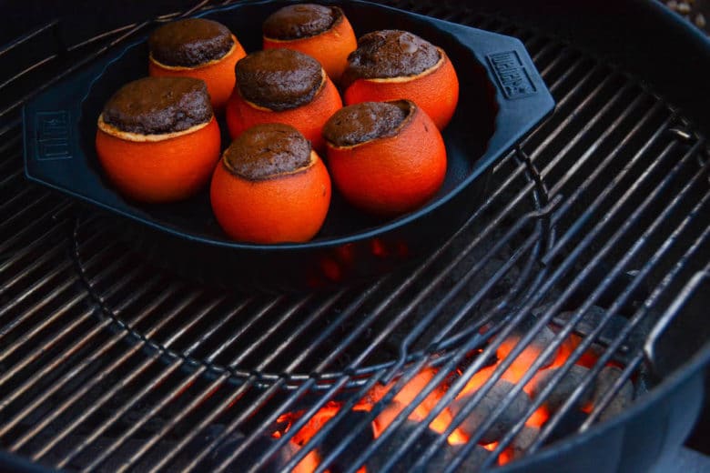 Saftiger Schokokuchen aus der Orangenschale - schokokuchen orangenschale 06 - 8 Schokokuchen aus der Orangenschale - Indirekt Grillen