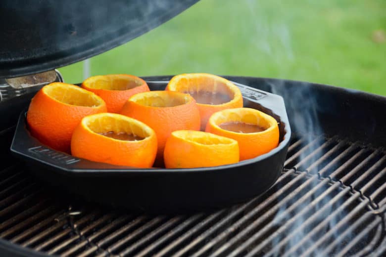 Saftiger Schokokuchen aus der Orangenschale - schokokuchen orangenschale 08 - 2 Schokokuchen aus der Orangenschale vom Grill