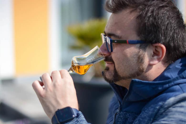Whisky-Rinderhuft Braten mit Spargel im Speckmantel - whisky braten 05 - 4 Eine Kostprobe des Spey Chairman's Choice Whisky