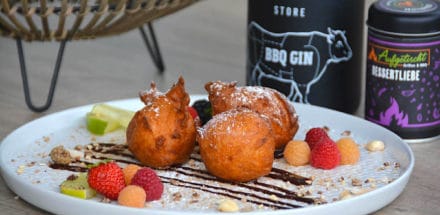 fruchtige Gin Topfenbällchen aus dem Dutch Oven