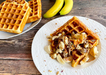Buttermilch Waffeln mit Bananen & Karamell - bananen karamell waffel 04 - 9 Bananen-Karamell-Waffel