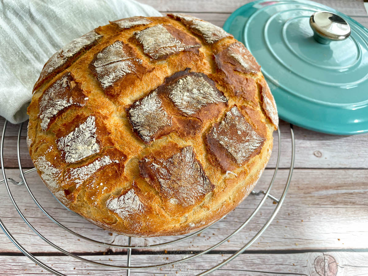 Schnelles Topfbrot für Anfänger - brot im gusstopf 22 - 1