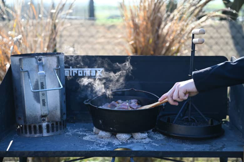 Wildschweinragout aus dem Dutch Oven - wildschwein ragout 22 - 7 Wildschweinragout im Dutch Oven zubereiten
