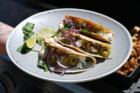tacos mit Huhn - greek style
