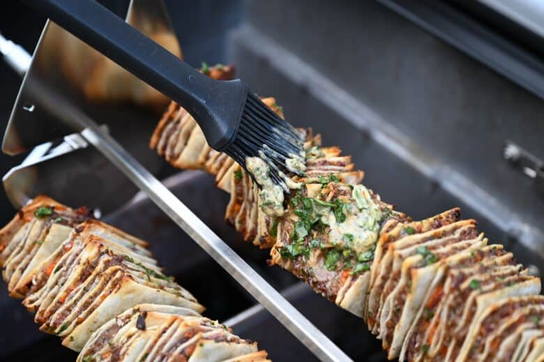 Lavash Kebap Spieße Rezept - lavash kebap spiesse 08 - 2 Lavash Kebap Spieße im Finishing am Grill