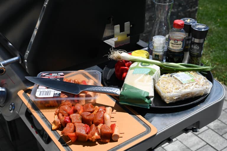 Schweinespieße vom Grill mit Couscoussalat - schweinespiess couscoussalat 01 - 11 Zutaten für die Schweinespieße vom Grill mit Couscoussalat